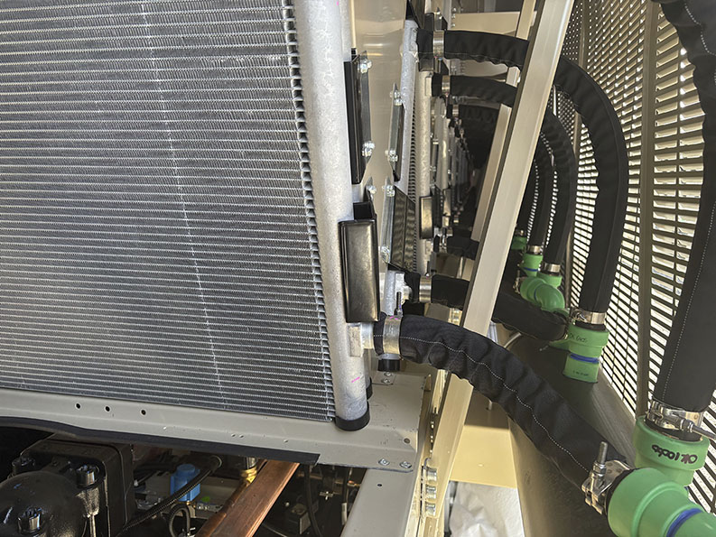 Daikin Pathfinder Air Cooled Variable Speed Screw Chiller - Image 5