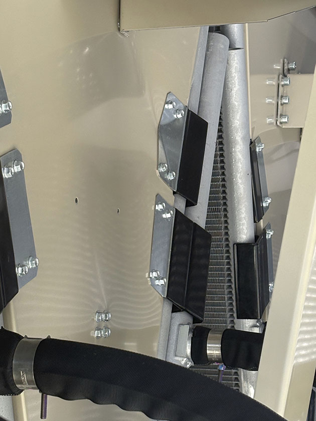 Daikin Pathfinder Air Cooled Variable Speed Screw Chiller - Image 6
