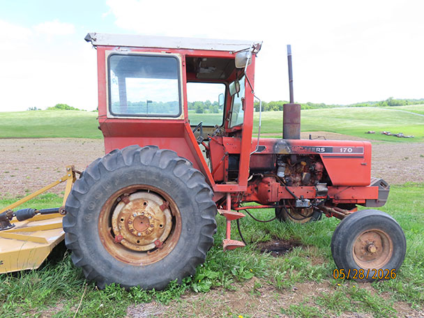 1970 Allis Chalmers 170 Tractor - Image 6