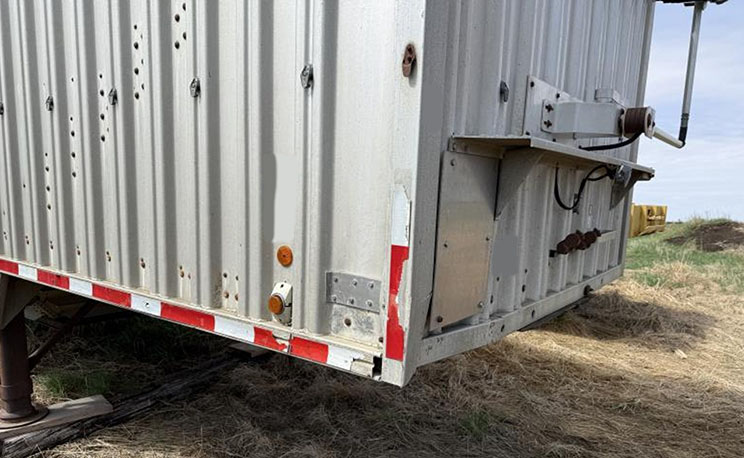 1980 Wilson AGH-500 Grain Trailer - Image 4