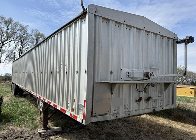 1980 Wilson AGH-500 Grain Trailer - Image 7