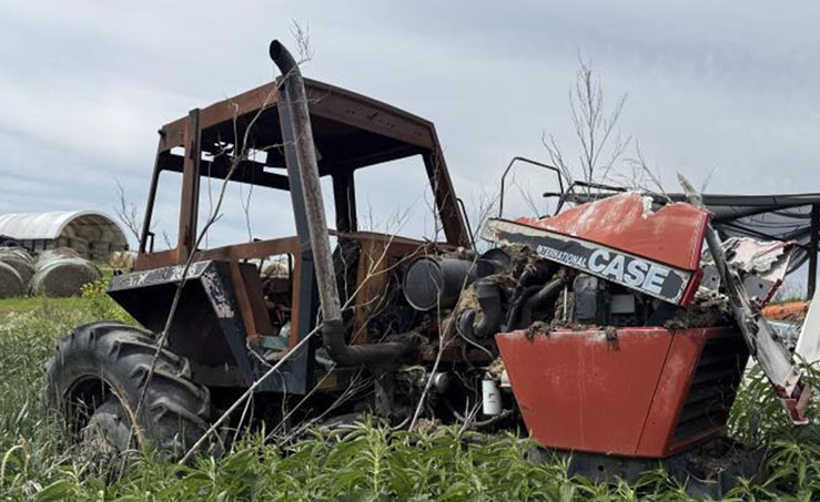 1984 CASE IH 2096 Tractor - Image 4