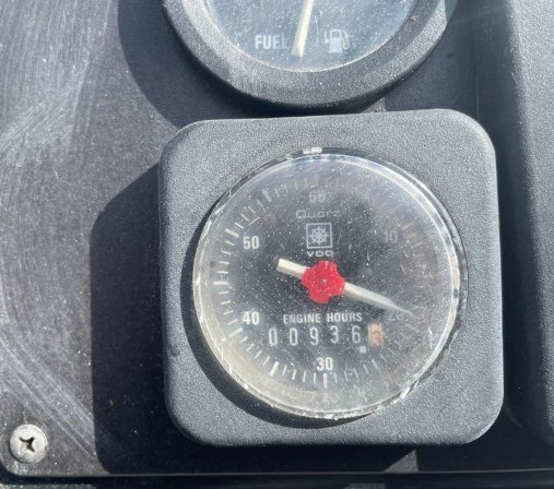 1988 Formula F-233LS Powerboat - Image 38