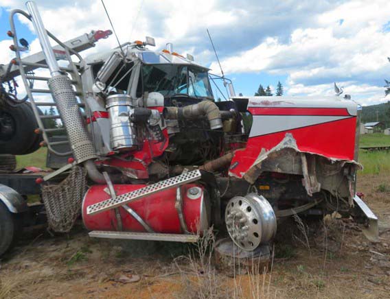 1997 Kenworth W900B Log Truck - Image 2