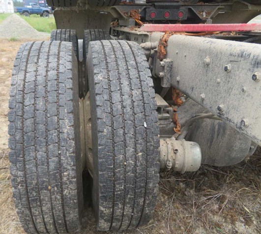 1997 Kenworth W900B Log Truck - Image 24