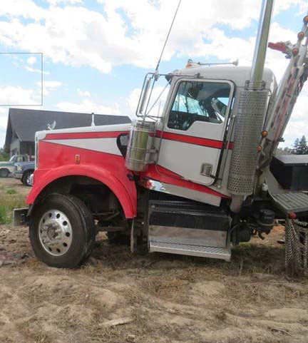 1997 Kenworth W900B Log Truck - Image 7