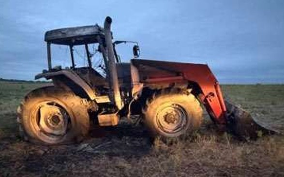 1998 CASE IH MX110 Tractor - Image 3