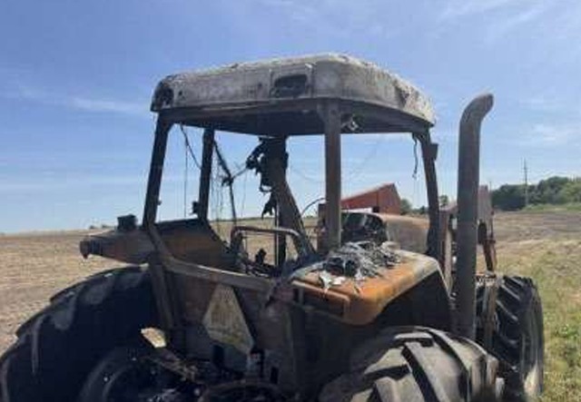 1998 CASE IH MX110 Tractor - Image 27