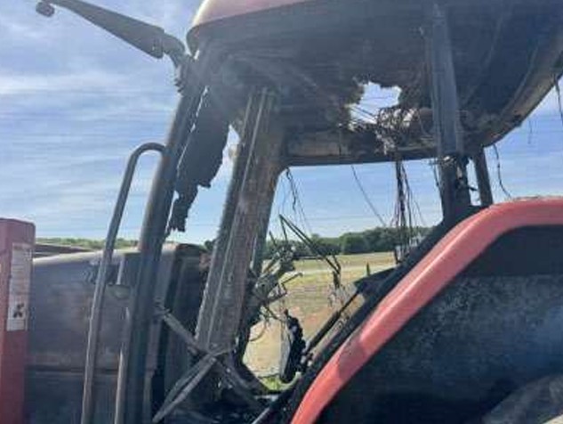 1998 CASE IH MX110 Tractor - Image 31