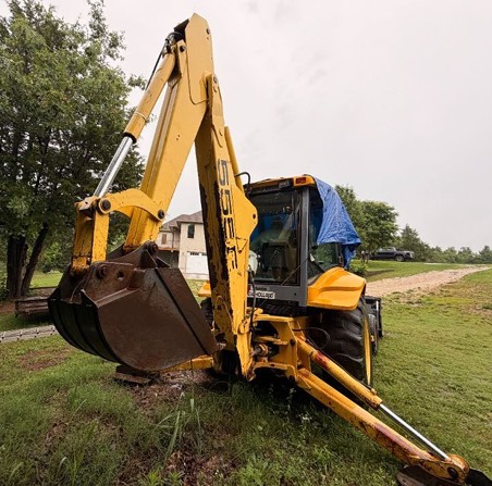 2002 New Holland 555E Backhoe - Image 12