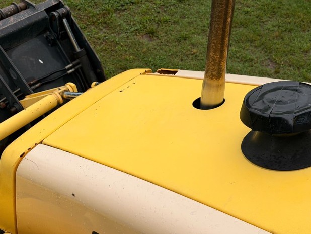 2002 New Holland 555E Backhoe - Image 16
