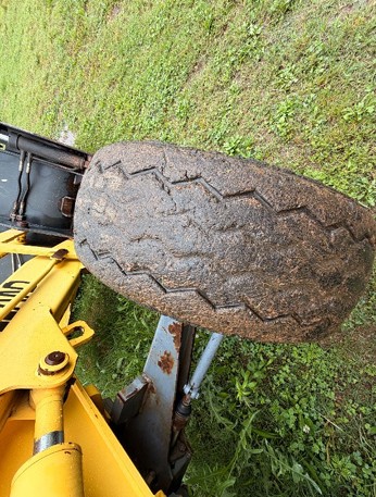 2002 New Holland 555E Backhoe - Image 20