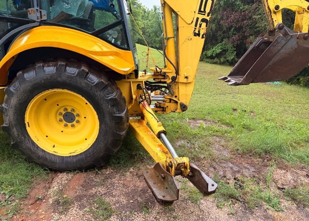 2002 New Holland 555E Backhoe - Image 21