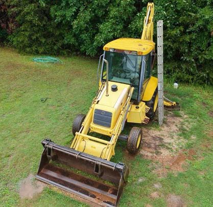 2002 New Holland 555E Backhoe - Image 2