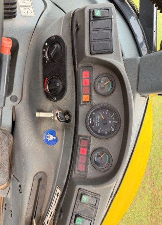 2002 New Holland 555E Backhoe - Image 35