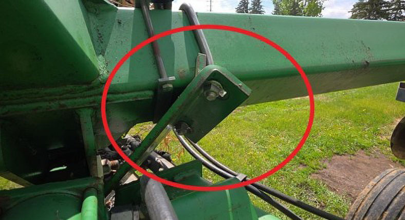 2005 John Deere 637W Disk Harrow - Image 12
