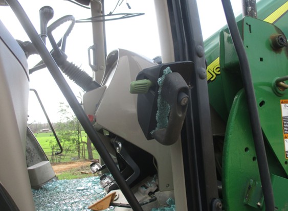 2005 John Deere 6415 Tractor - Image 11