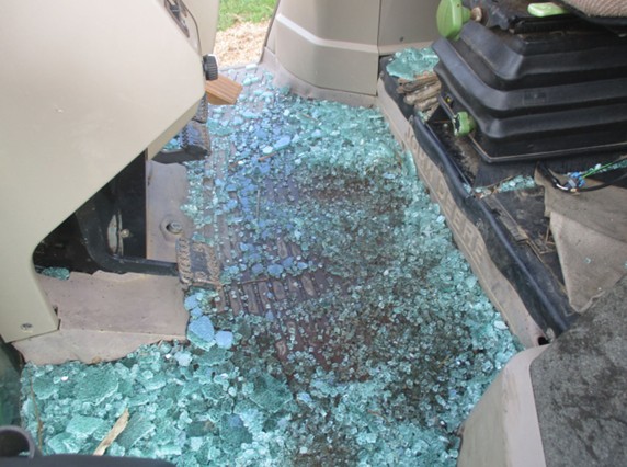 2005 John Deere 6415 Tractor - Image 7