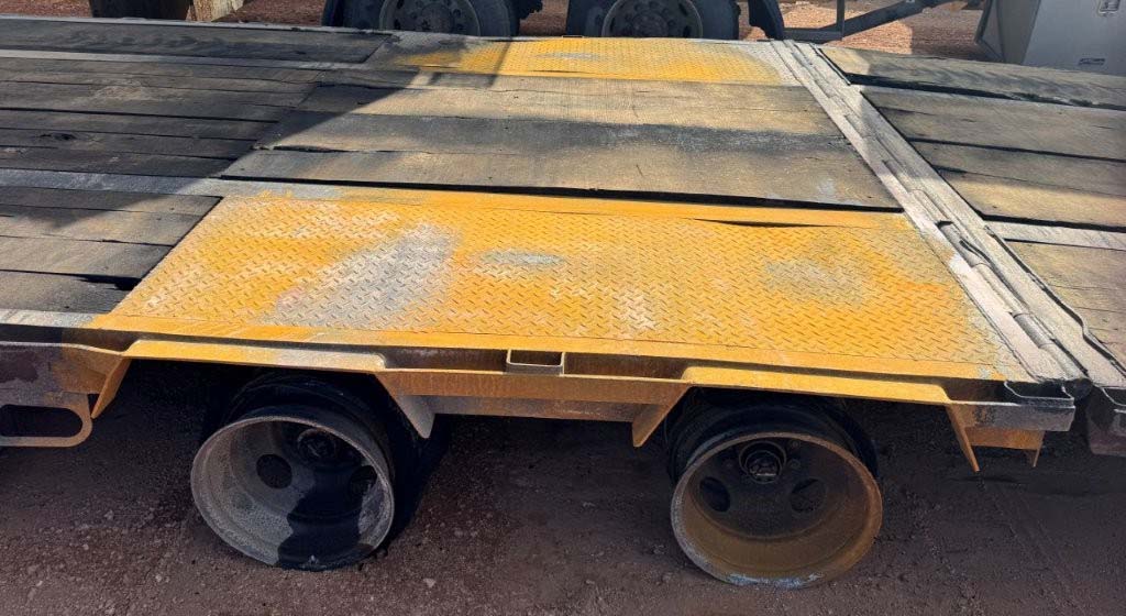 2007 Load Max Gooseneck Flatbed Trailer - Image 8