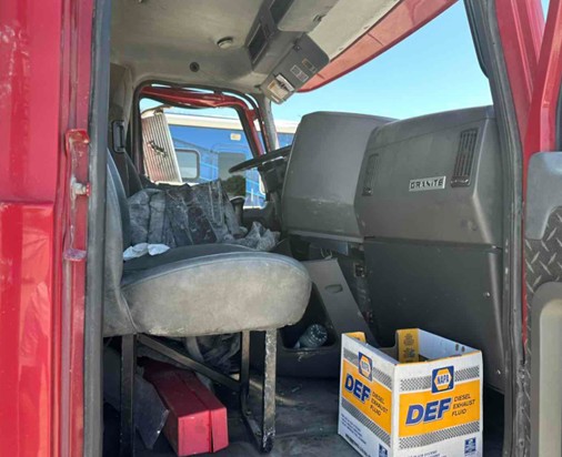 2007 Mack CTP700 Dump Truck - Image 7