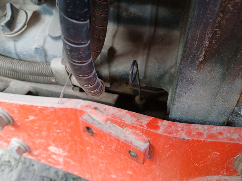 2009 Kubota M7040 Tractor - Image 17