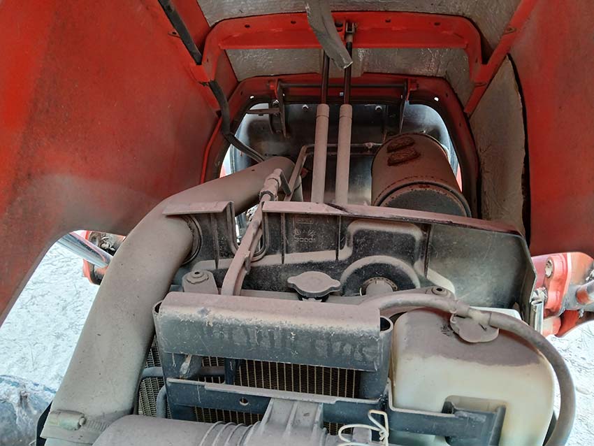 2009 Kubota M7040 Tractor - Image 8