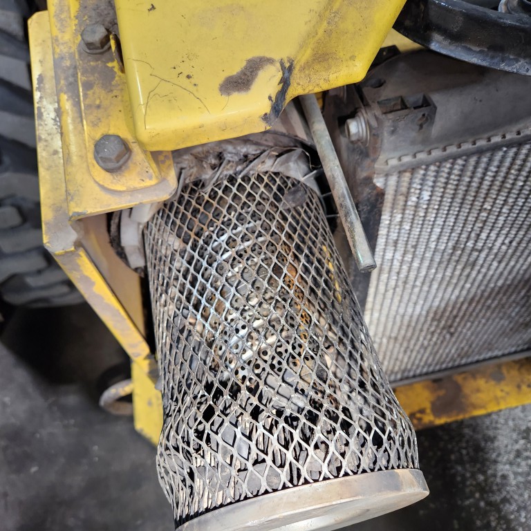 2009 New Holland L170 Skid Steer - Image 8
