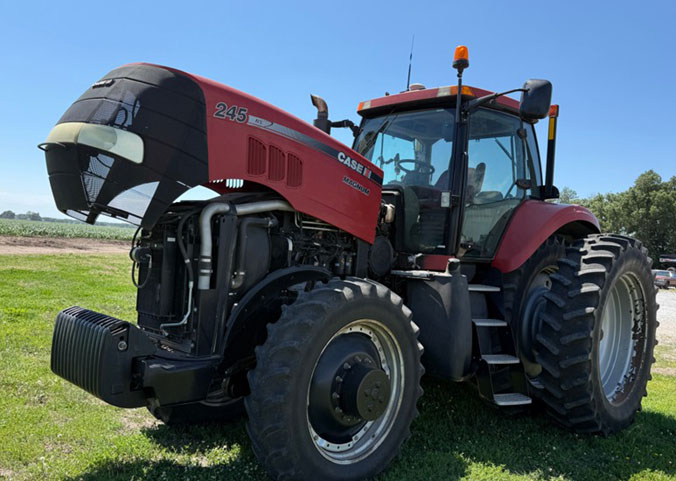 2010 CASE IH 245 Tractor