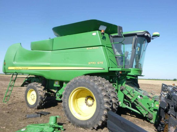 2010 John Deere 9770 STS Combine