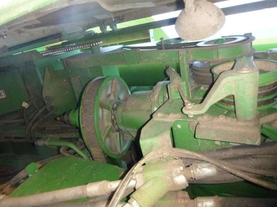 2010 John Deere 9770 STS Combine - Image 10