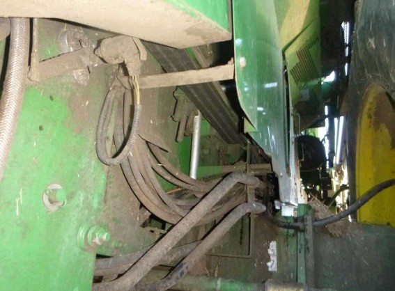 2010 John Deere 9770 STS Combine - Image 12