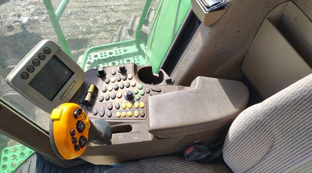 2010 John Deere 9770 STS Combine - Image 17