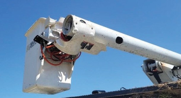 2011 International Boom Chipper Truck - Image 6