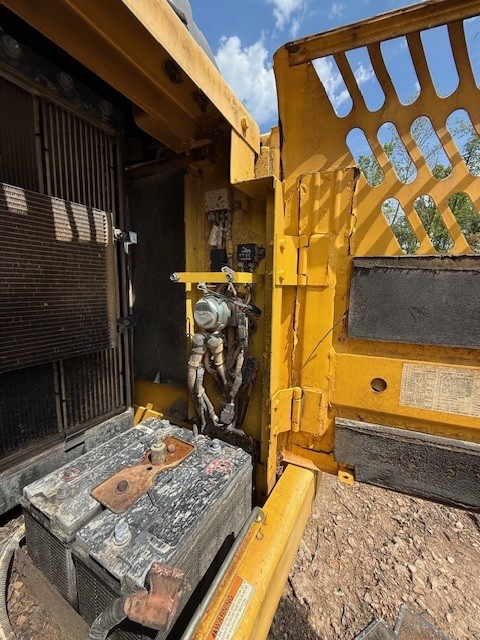 2011 Kobelco SK170 Excavator - Image 10