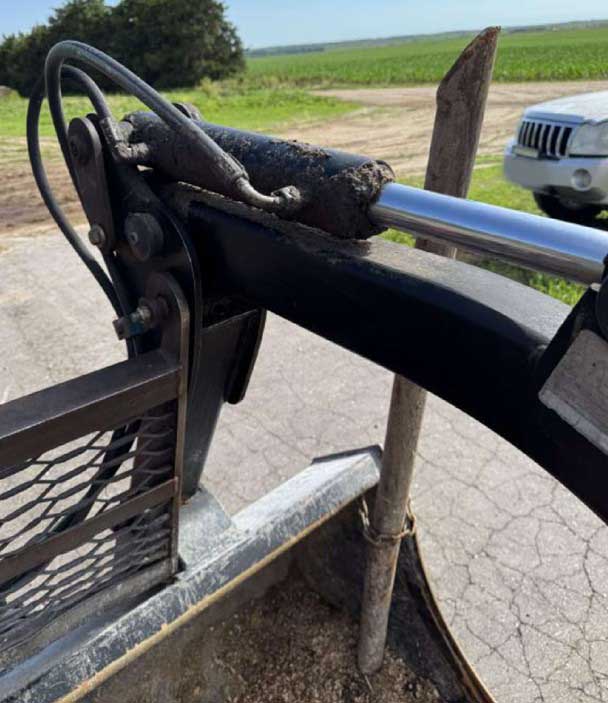 2012 CASE IH L775 Loader - Image 8