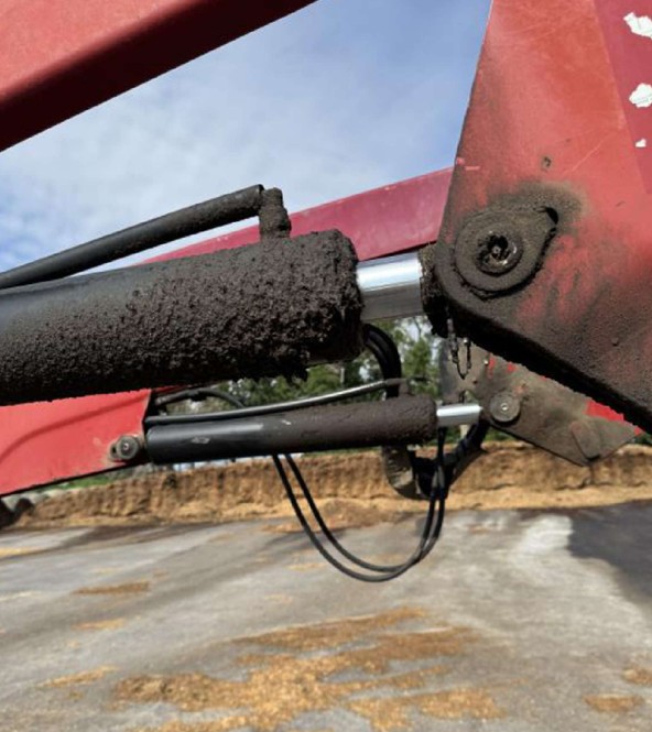 2012 CASE IH L775 Loader - Image 9