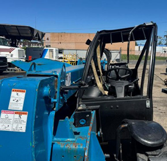 2013 Genie GTH-5519 Telehandler - Image 6