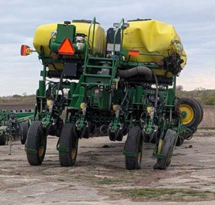 2013 John Deere 1770 NT Planter