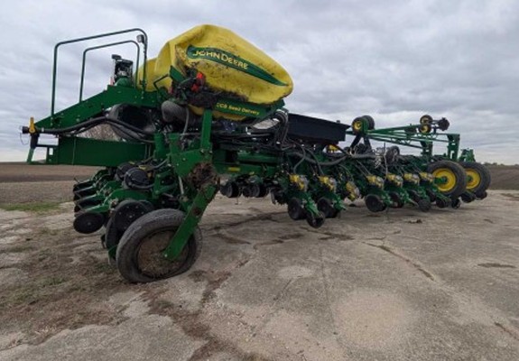 2013 John Deere 1770 NT Planter - Image 4