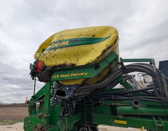 2013 John Deere 1770 NT Planter - Image 5