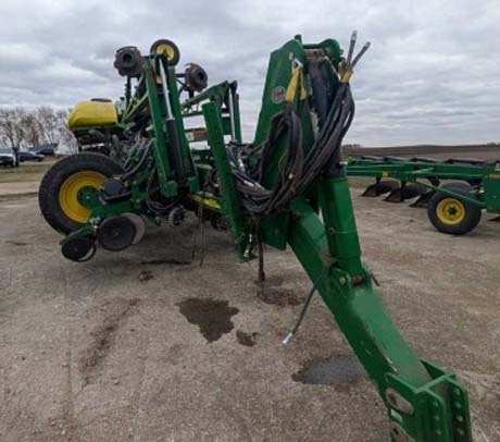 2013 John Deere 1770 NT Planter - Image 8
