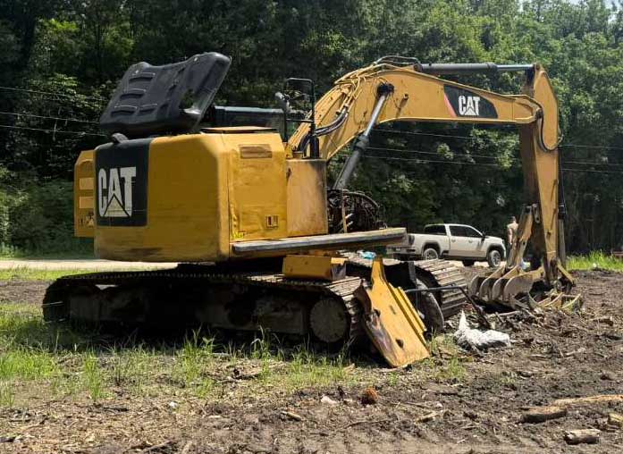 2014 Caterpillar 320ELRR Excavator - Image 3
