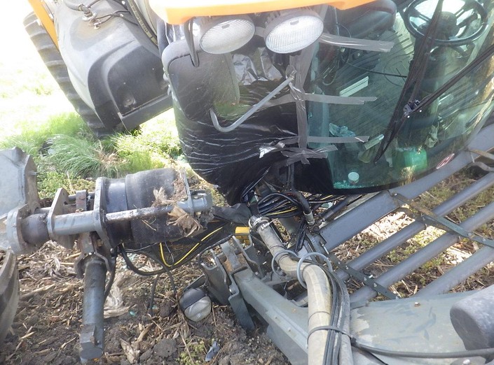 2014 Hagie STS12 Self-Propelled Sprayer - Image 10