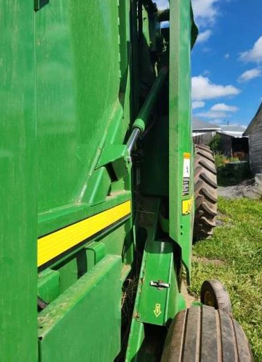 2014 John Deere 459 Round Baler - Image 10