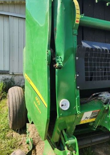 2014 John Deere 459 Round Baler - Image 12
