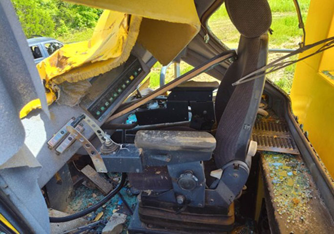 2014 Bomag Landfill Compactor - Image 17