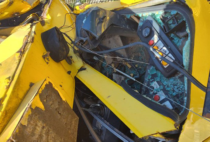 2014 Bomag Landfill Compactor - Image 8