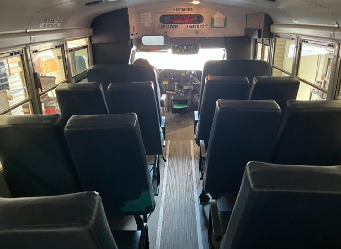2015 Chevy Express Commercial Cutaway - Image 14