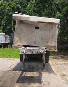 2015 Clement Dump Trailer - Image 3