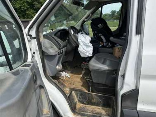 2015 Ford T-250 Transit Cargo Van - Image 6